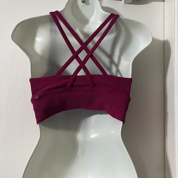 Lululemon sports bra - Picture 2 of 5